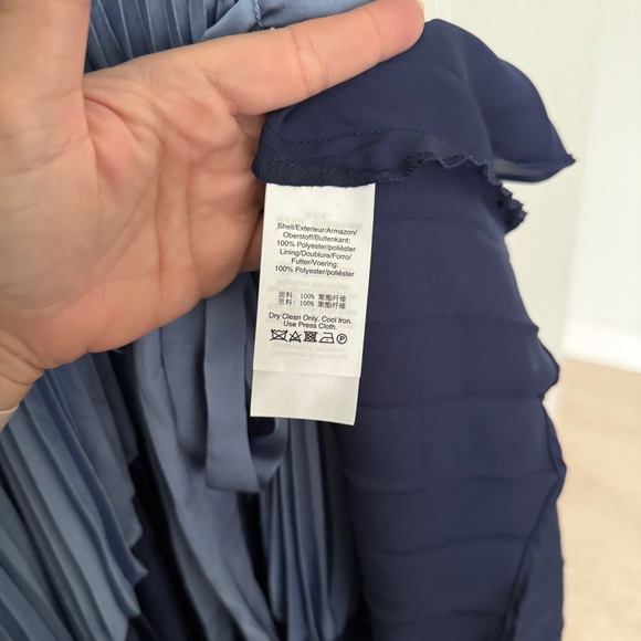 NWT DKNY Blue Cream Maxi Dress Sleeveless pleated colorblock - Picture 4 of 6